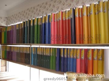 連(lian)冠熱銷(xiāo)自粘壁(bi)紙、牆紙(zhǐ)背膠專(zhuān)用防粘(zhān)紙、離型(xing)紙--點擊(jī)浏覽大(dà)圖